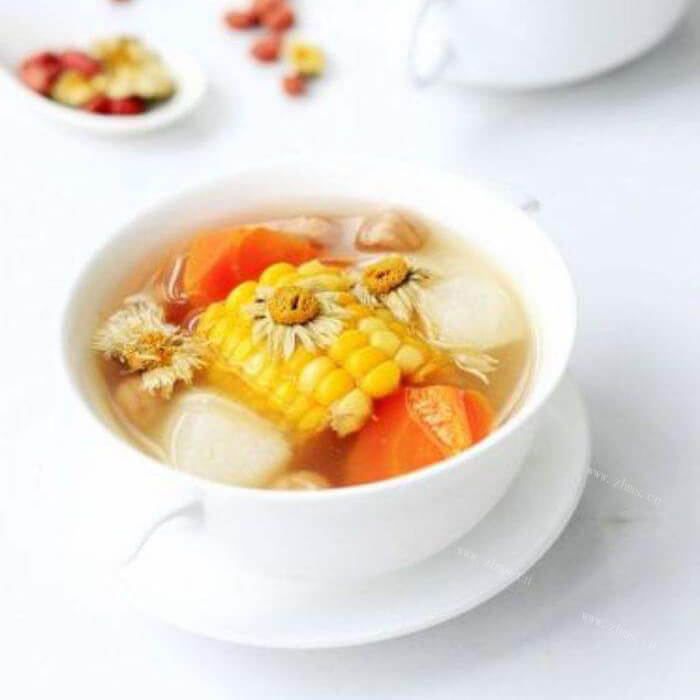 养生玉米淮山茯苓汤 