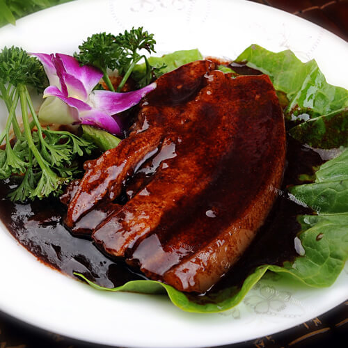 可口的梅干菜烧肉