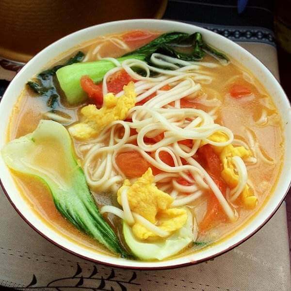 好吃的干贝酱西红柿鸡蛋面