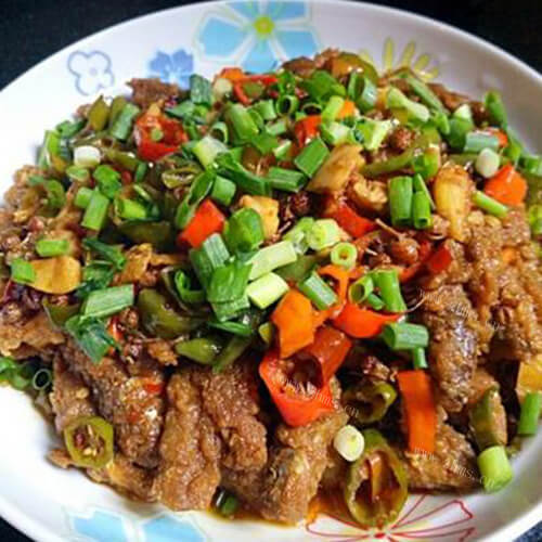 鲜香焖麻辣油炸小鱼