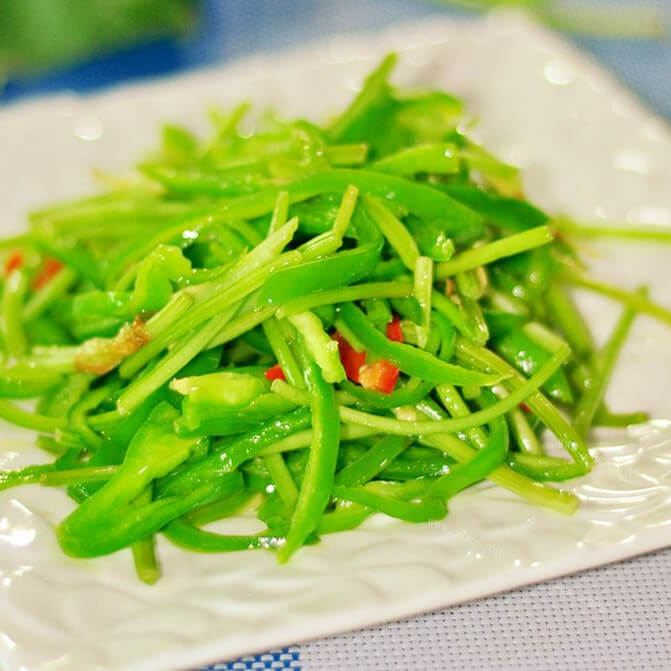 美味的泡椒红薯杆儿