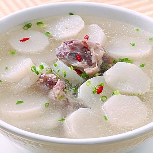 白萝卜炖排骨