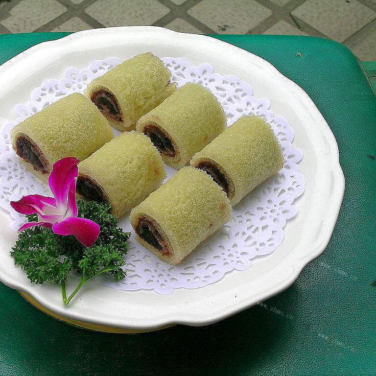 好吃的千层豆沙小卷