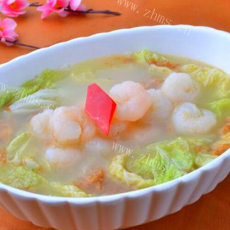 鲜美的白菜海鲜汤