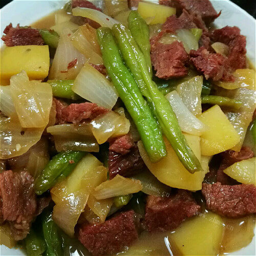 土豆豆角炖肉