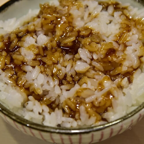 简单的猪油拌饭