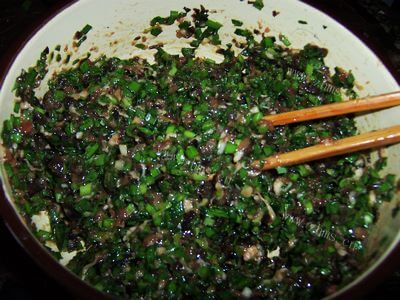 学做韭菜木耳肉饺子做法图解7)