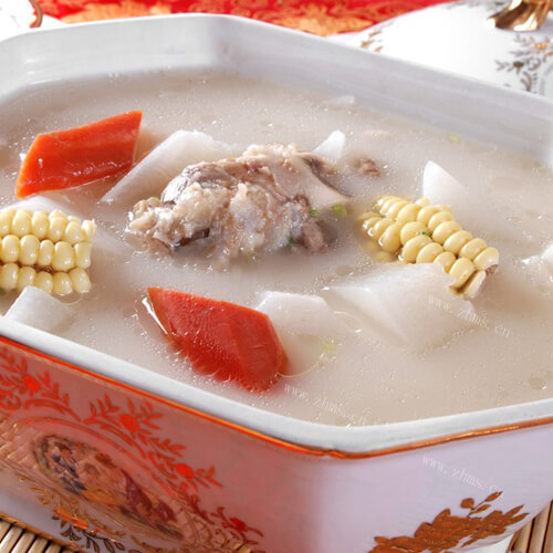 美味地瓜萝卜汤