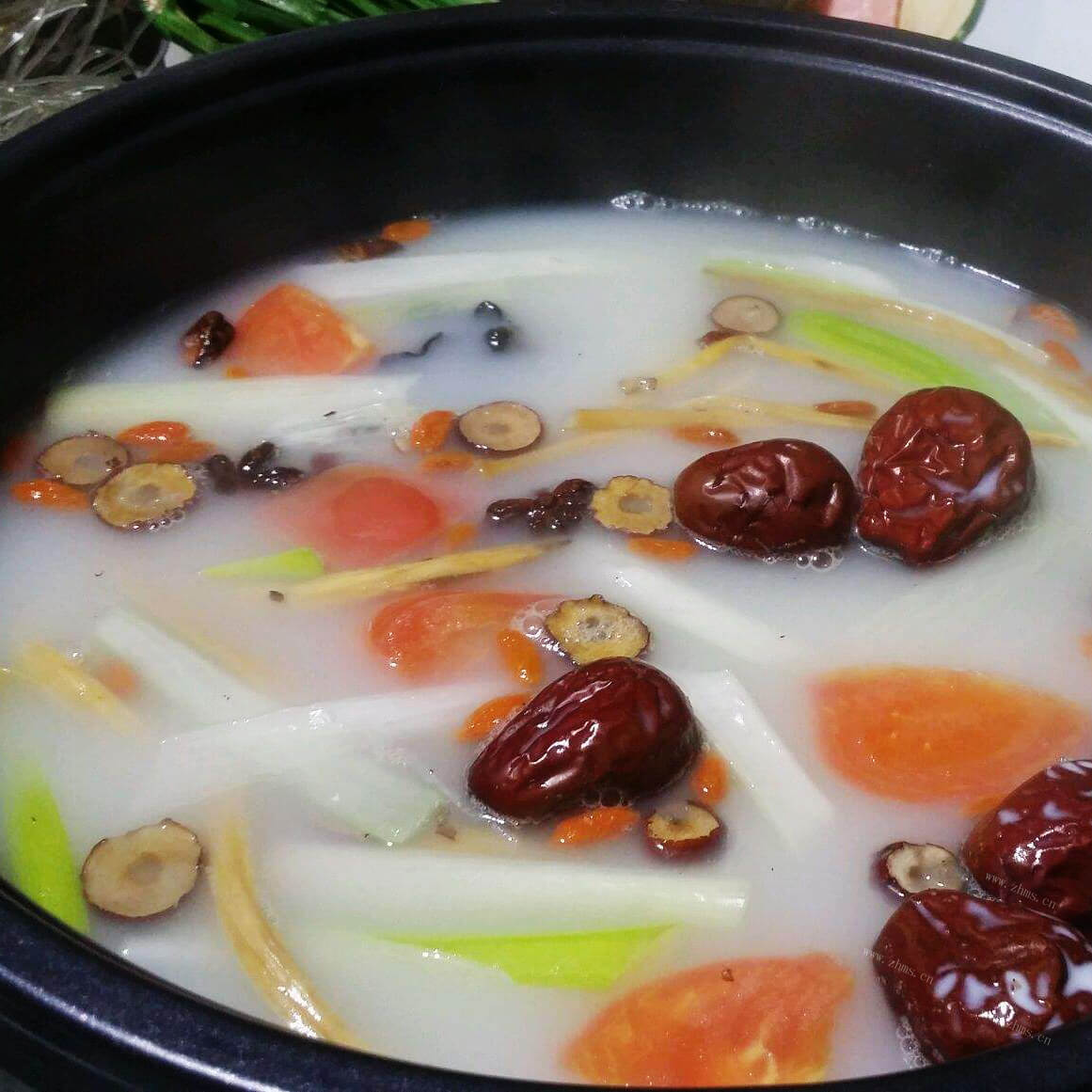 美味易做清汤什锦火锅