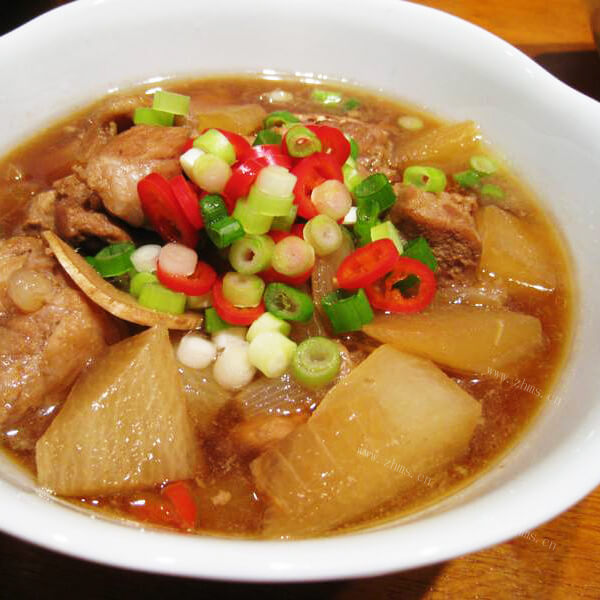 清鲜水萝卜烧排骨