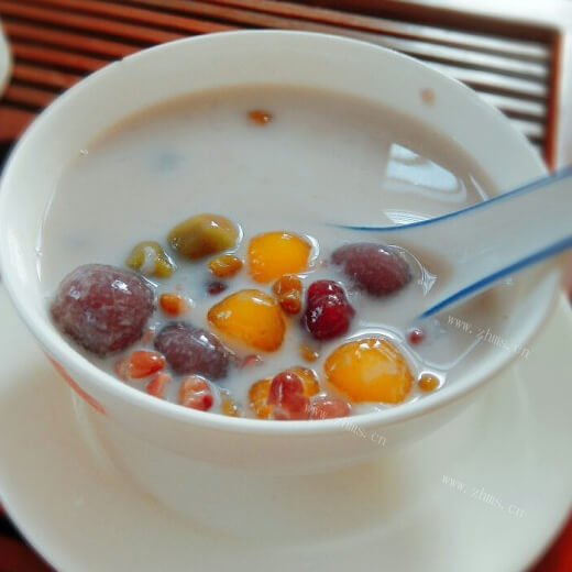 香喷喷的椰香芋圆