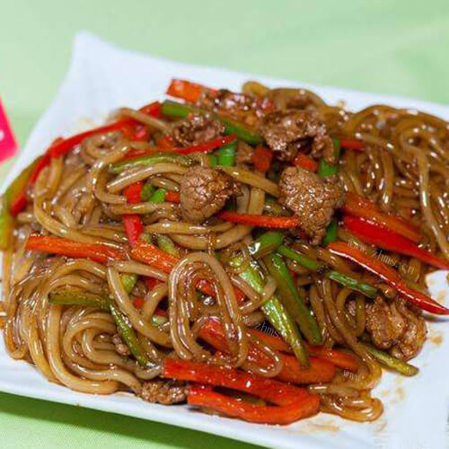 美味的粉条炒肉