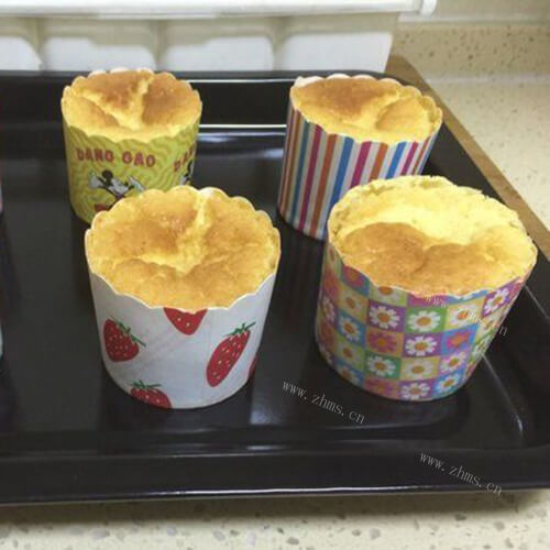 香甜微波炉版蜂蜜纸杯蛋糕