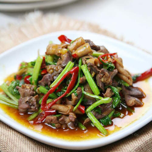 美味芹菜炒鸡胗