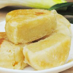 自制鸡蛋椰蓉馅玉米粉煎饼