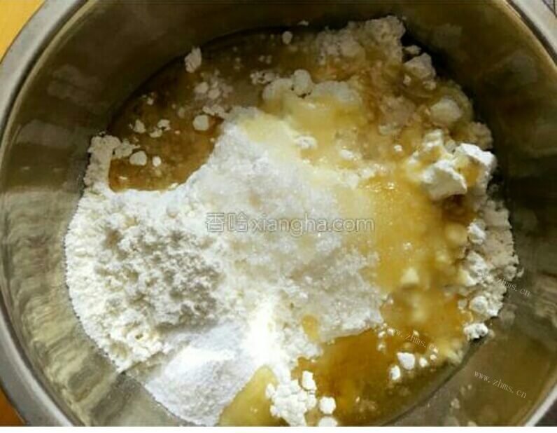 鲜美的蟹壳黄做法图解2)