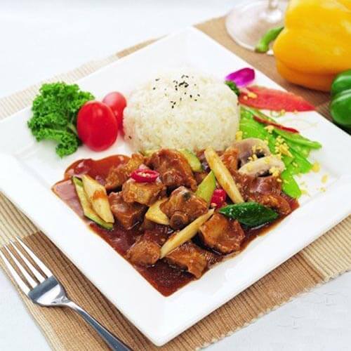 开胃咖喱鸡腿饭