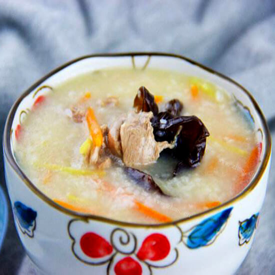 家常鸭肉杂蔬粥