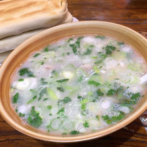 营养的当归生姜羊肉汤