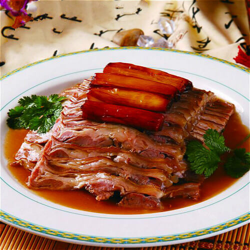 清真五香的扒羊肉条