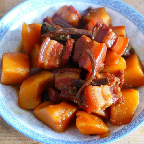 红烧肉炖土豆