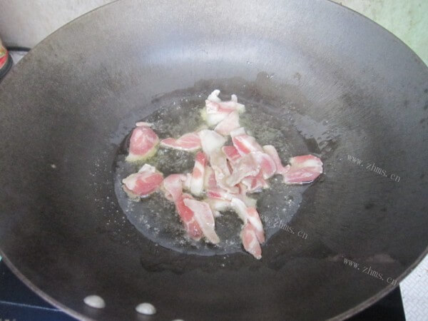 家常肉片炒萝卜丝做法图解3)