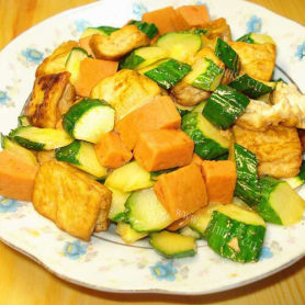 营养的青豆火腿烩豆腐
