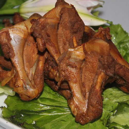 美味的鸭锁骨