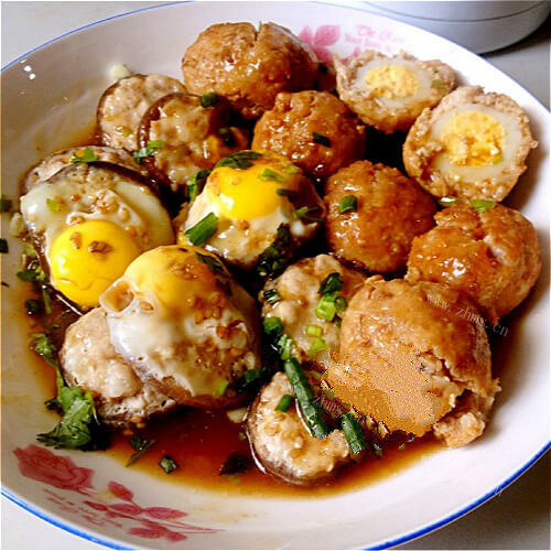 美味油豆腐烧鹌鹑蛋