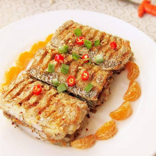 美味的孜然带鱼