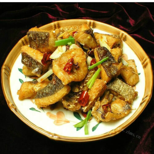 美味的糍粑鱼