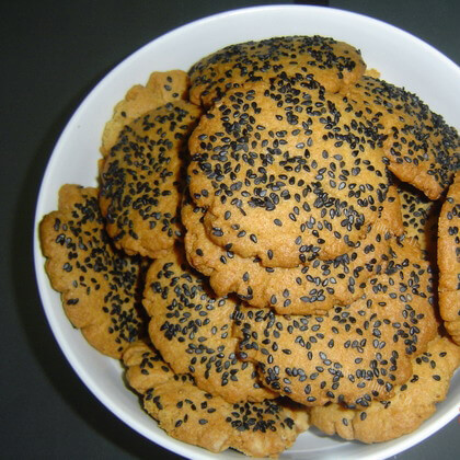 美味的桃子冰皮月饼