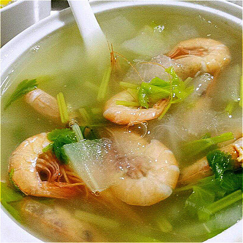 美味的虾仁冬瓜汤