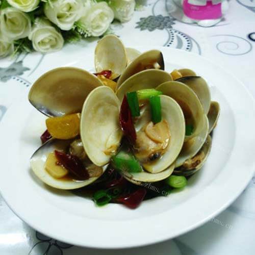 美味的清炒文蛤