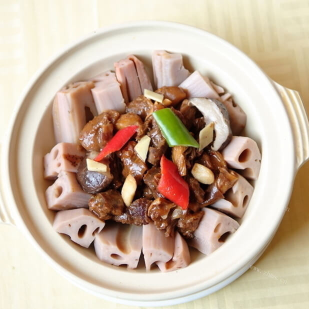 香喷喷藕炖牛肉