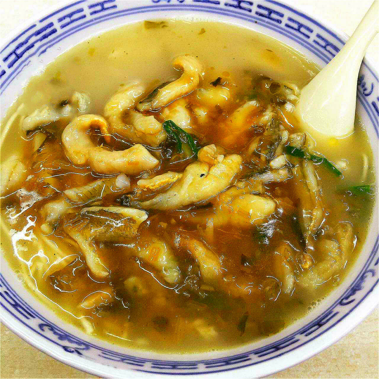 美味的雪菜黄鱼面