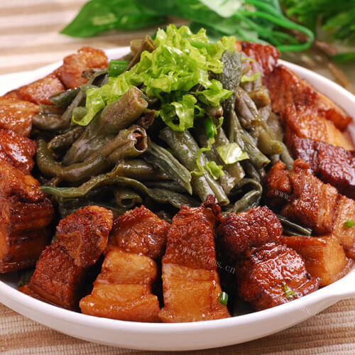 五花肉炖豆角