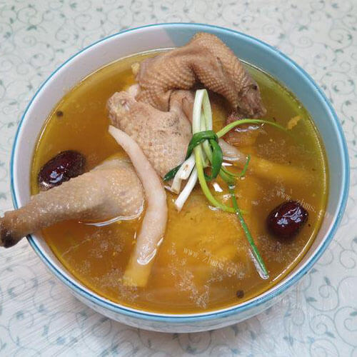 药膳鸡汤