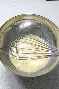 可口的水果杯子蛋糕做法图解1)