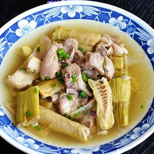 鲜美石笋干炖鸭腿