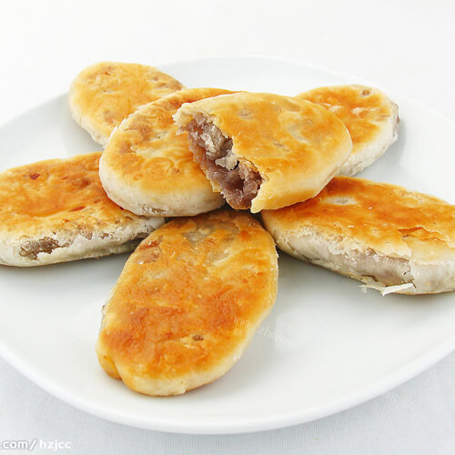 美味的豆沙馅地瓜饼