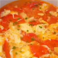 味极鲜的西红柿银鱼蛋汤