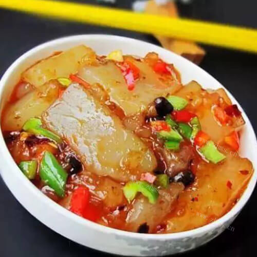 热辣鲜香的青椒炒凉粉