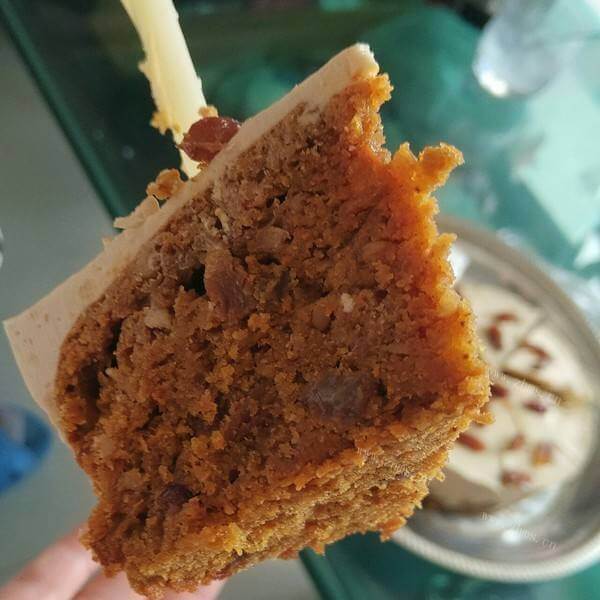 特色胡萝卜果仁蛋糕