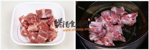 香香的白蘑菇排骨煲做法图解1)