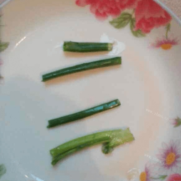 简单的清蒸太阳鱼做法图解3)