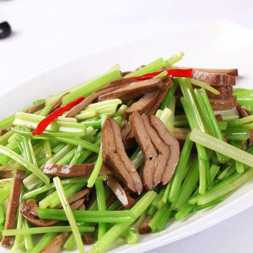 好吃的芹菜炒酱干
