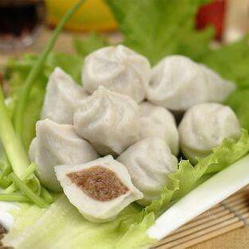 鲜美的虾仁青菜饺子