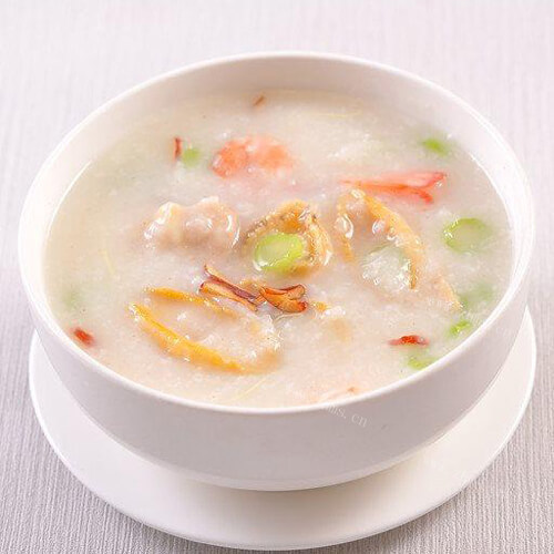 醇厚的香菇薏米滑鸡粥