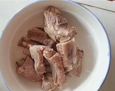 粉蒸排骨做法图解1)